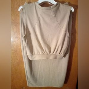 2 PC crop top and skirt "L